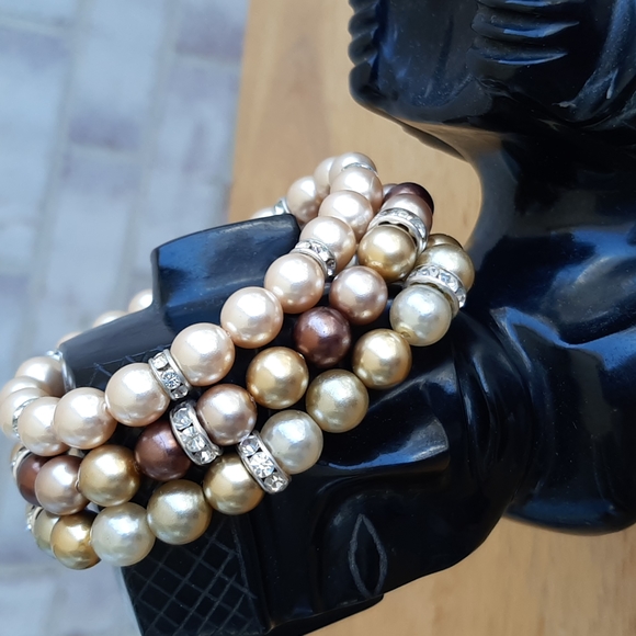 Jewelry - Vintage set of 3 stretch faux pearl and crystal bracelets
